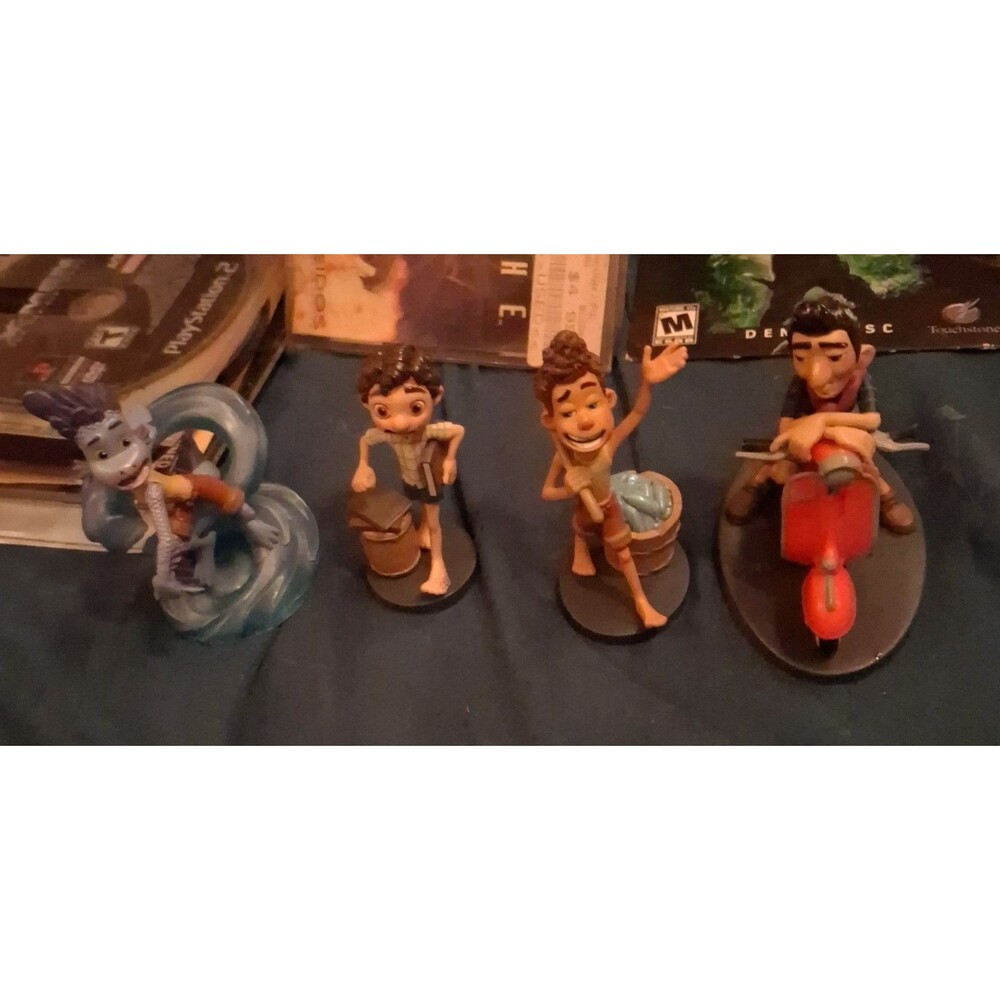 Disney Pixar 4 Luka figures